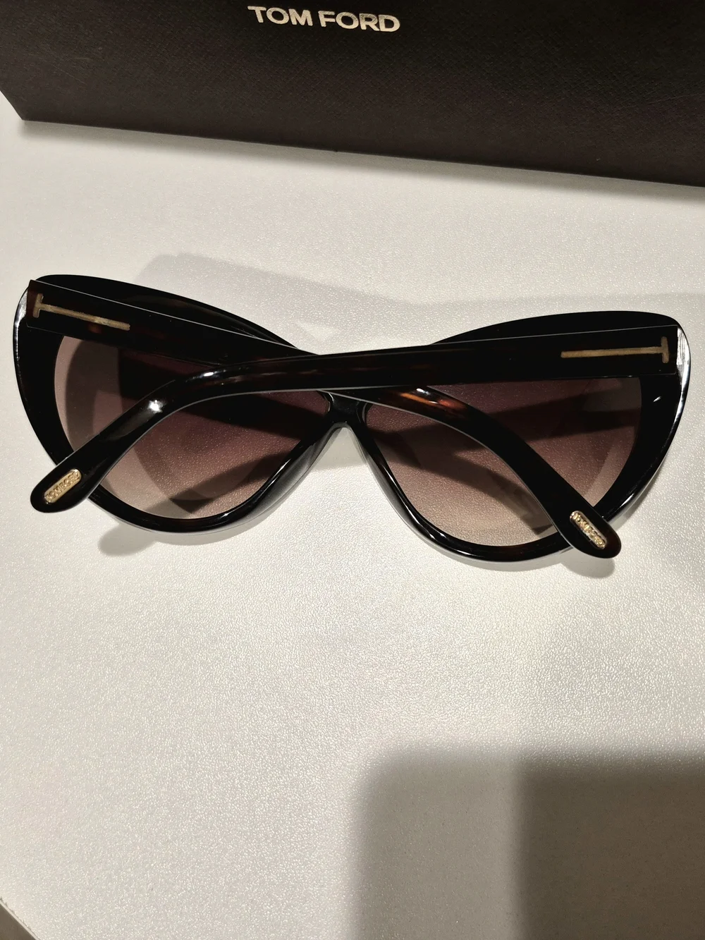 Tom Ford Madison Glossy Cat-Eye Sunglasses
